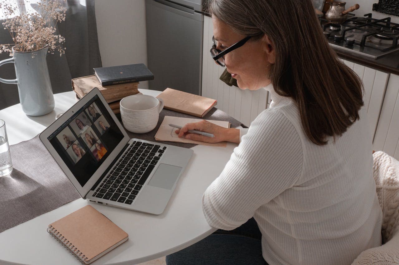 How to Build a Remote Team on a Budget