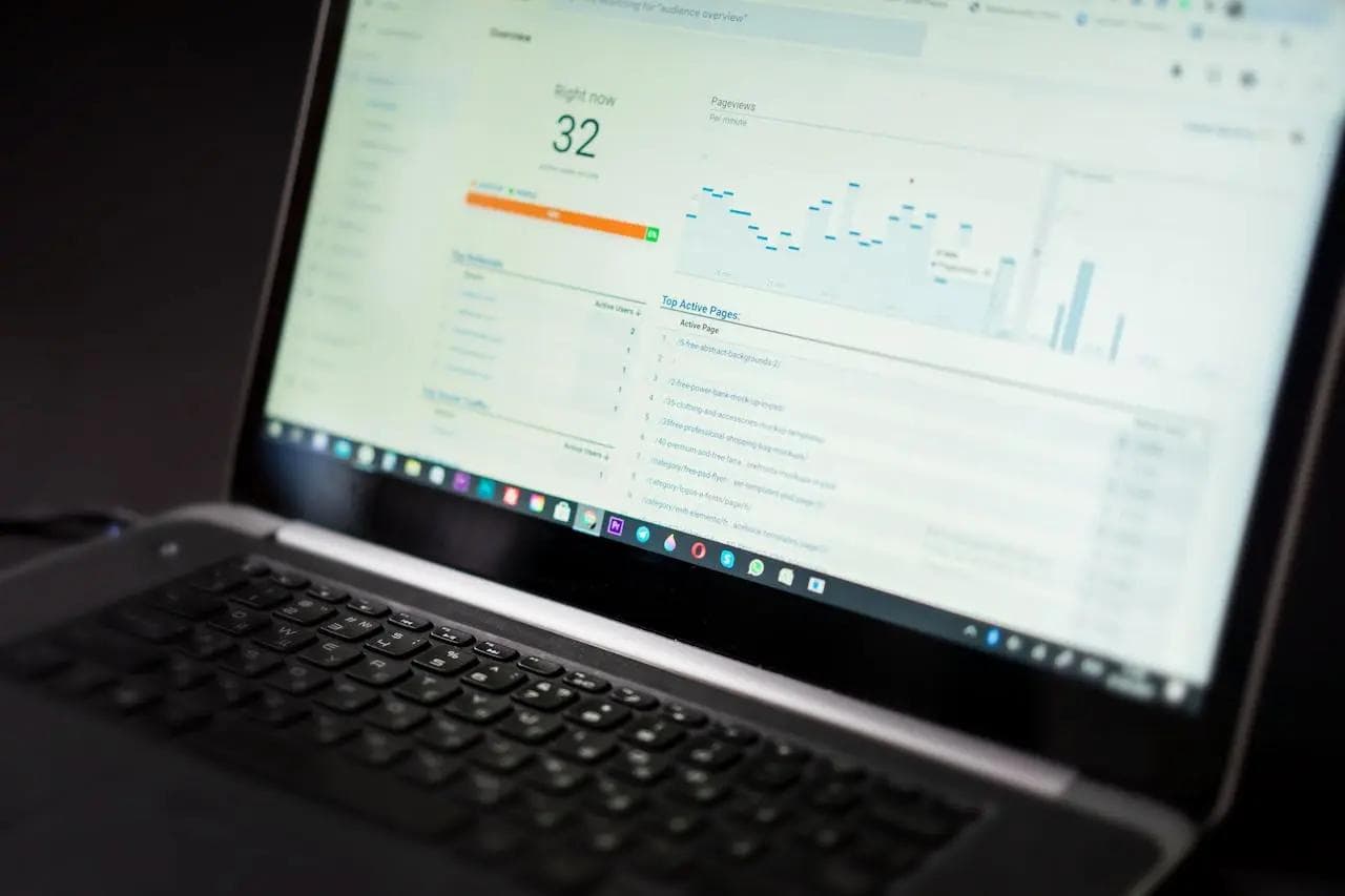 A Digital Marketing Agency Hires a Full-Time Digital Marketing Manager with 4 years of Experience at £1,200/Month
