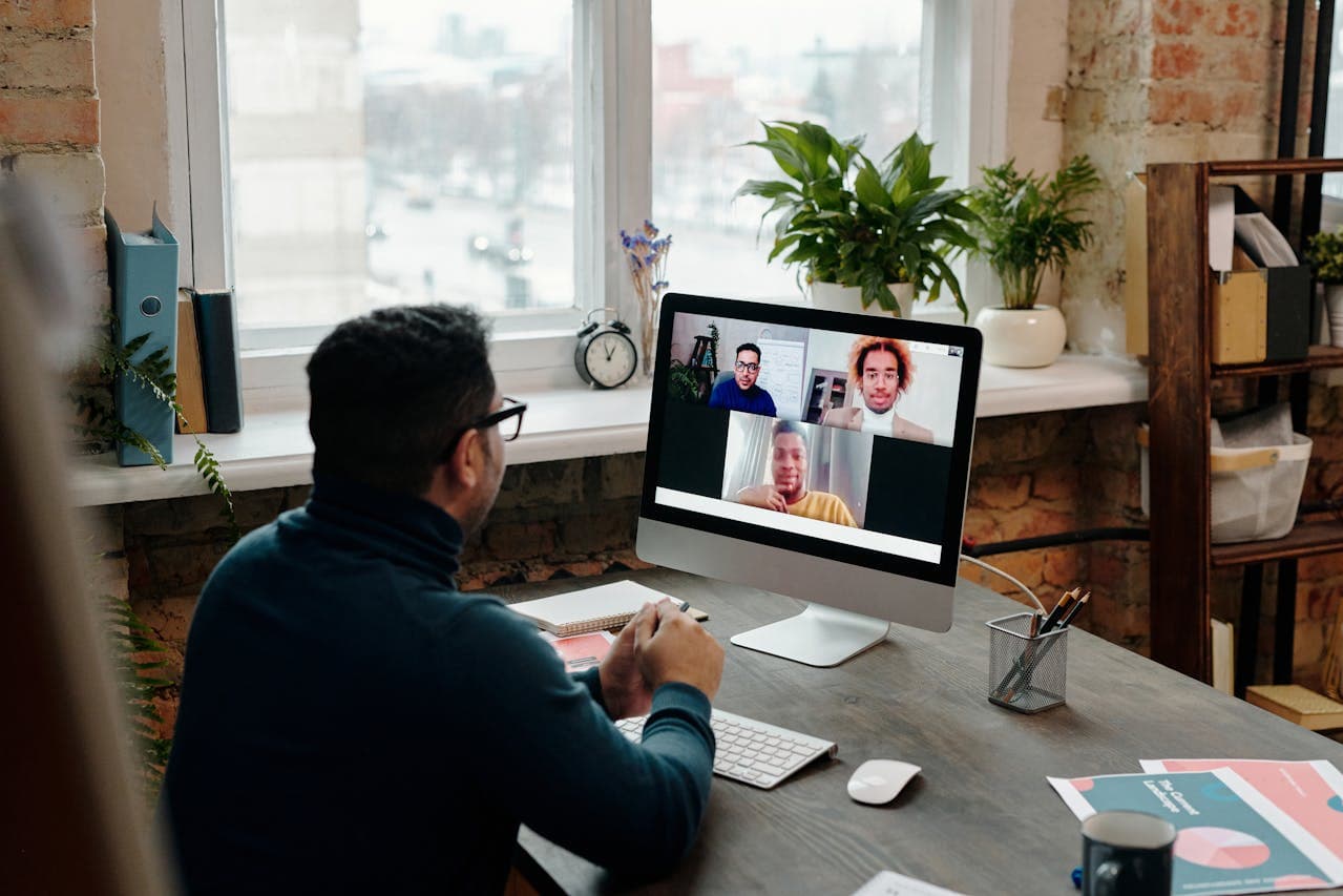 7 Effective Strategies for Learning and Development in Remote Teams