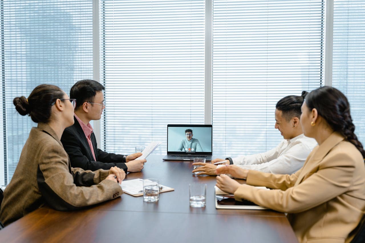 Part-Time vs Full-Time Offshore Staff: How to Choose